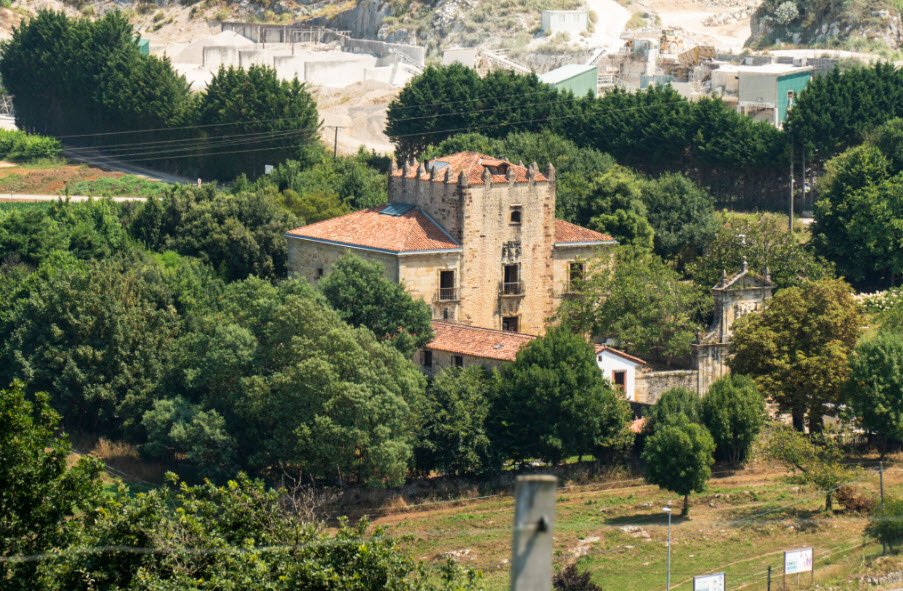 Batería Alta de San Martín, Spain